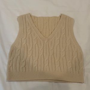 White/ cream sweater tank top/ vest